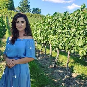 Meet your Posher, Sierra